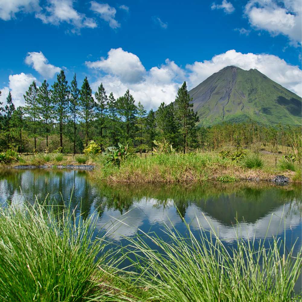 Must-visit destinations in Costa Rica, Arenal Volcano and La Fortuna
